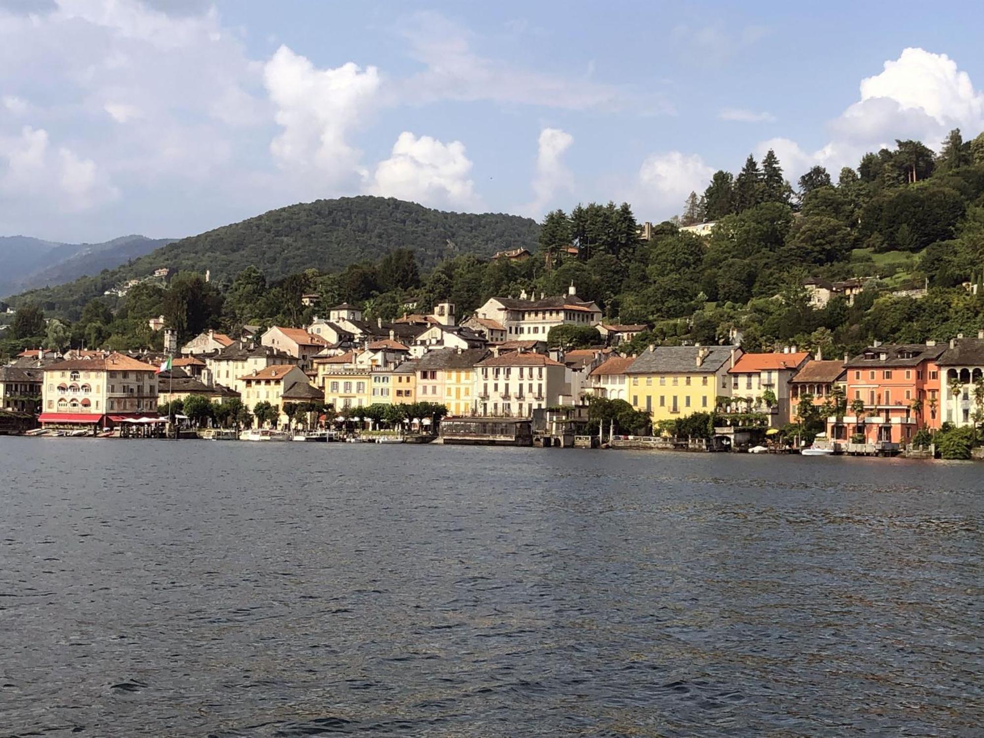 Appartamento Vacanze Al Lago オルタ・サン・ジューリオ エクステリア 写真