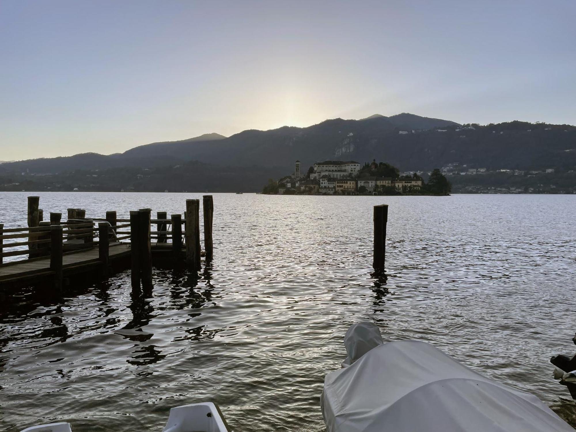 Appartamento Vacanze Al Lago オルタ・サン・ジューリオ エクステリア 写真